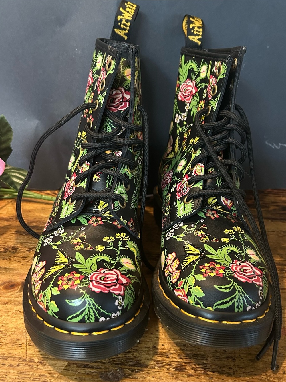 Doc Martens 1460 Bloom floral boots